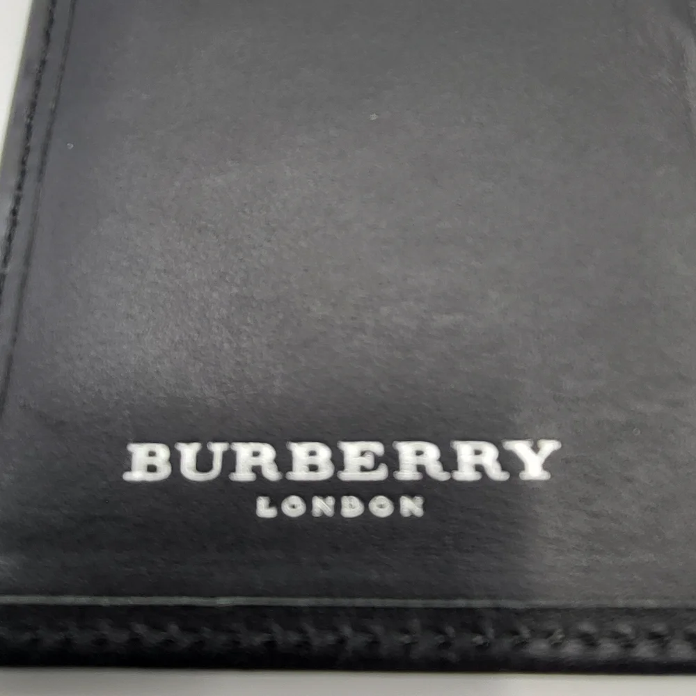 BURBERRY Nova Check Canvas Agenda Day Planner/ Passport Holder Beige...Authentic